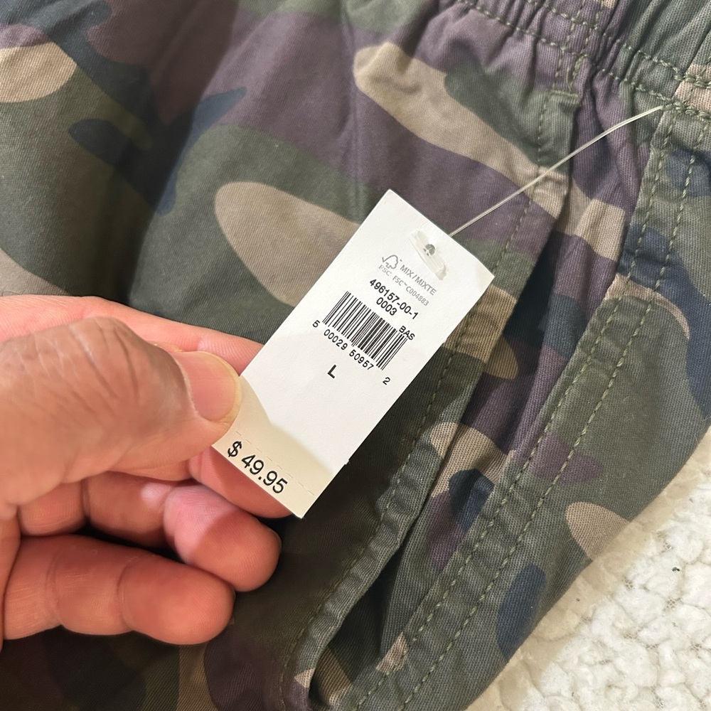 GAP Camouflage Cargo Pants - Picture 5 of 5